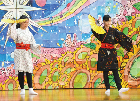 琉球舞踊で歓迎
