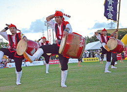 やわらかくしなやかに踊る池原青年会