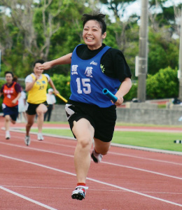 一般女子４×100ｍリレー（照屋）1分00秒17