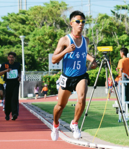 一般男子1500ｍ 知念 耕（照屋）4分14秒93