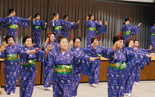 市民踊学習団体連絡協議会の踊り